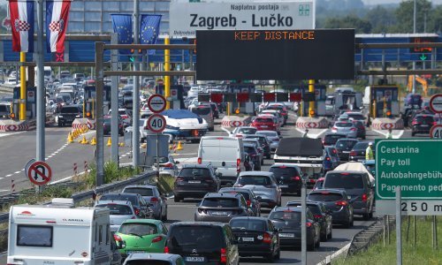 Pojačan promet u smjeru mora, HAK poziva na oprez