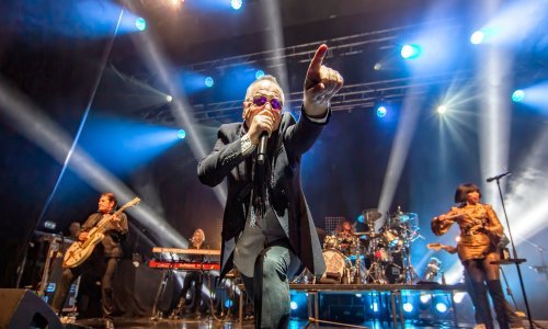 Zagrebački koncert grupe Simple Minds prebačen je na sljedeće ljeto