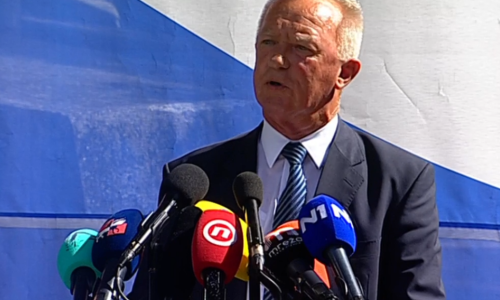 [FOTO] Habulin održao emotivan govor: Hrvatska je stvorena na temeljima antifašizma i takvu smo je obranili u Domovinskom ratu