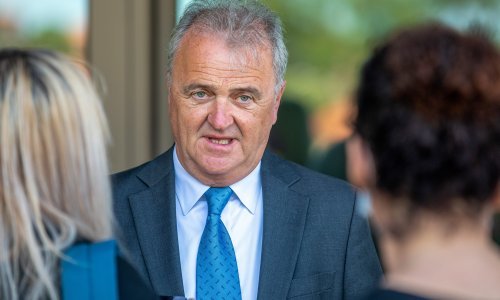 'Iskrivljena slika ECDC-a zbunjuje goste. Cijelu su obalu stavili u narančastu zonu, a brojke su u zelenom!'