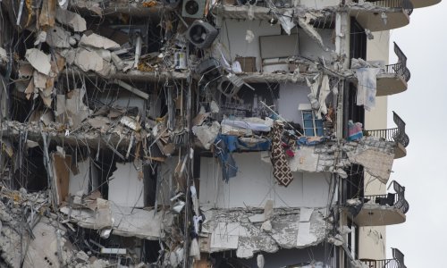 Vlasti pokušavaju naći ne pedesetak, već 99 osoba nakon urušavanja zgrade na Floridi, guverner: Treba se pripremiti na loše vijesti