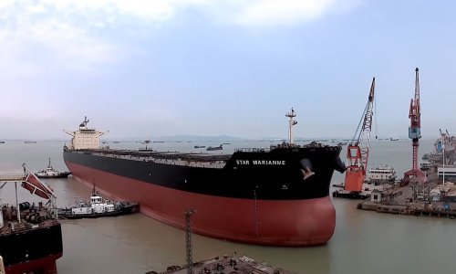 U Luku Ploče sutra uplovljava najveći brod u njenoj povijesti, dug je 292 metra i širok 45 metara