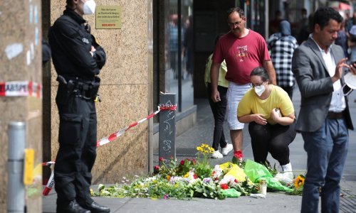 Zastave na pola koplja u Bavarskoj nakon napada u Wuerzburgu