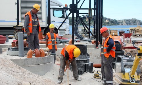 Broj izdanih radnih dozvola za strance gotovo dosegao predpandemijsku 2019. godinu