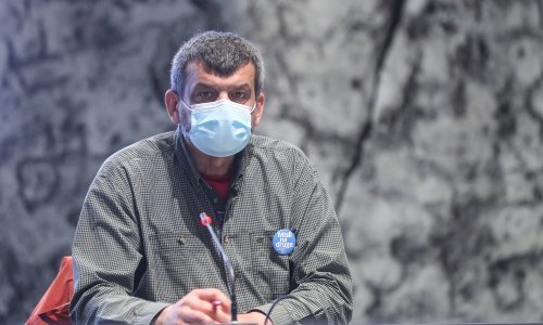 Kaić: Nije pravedno da se nagrađuje one koji su filozofirali oko cijepljenja