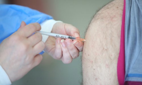 U Grčkoj cijepljenje za zdravstvene djelatnike postaje obavezno