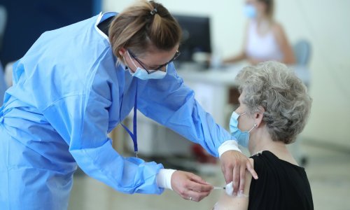 U Gospiću, Senju, Otočcu, Novalji i Korenici punktovi za cijepljenje