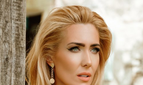 Ivana Mišerić zablistala u novoj kampanji za koju je odbacila sve krpice sa sebe