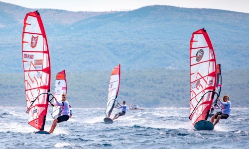 Ovog vikenda u Bolu počinje Svjetsko prvenstvo u jedrenju na dasci; svu elitu windsurfinga možete vidjeti na jednom mjestu