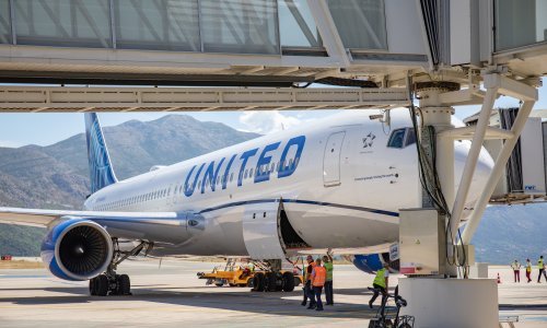 SAD zadržao restrikcije za međunarodna putovanja zbog koronavirusa