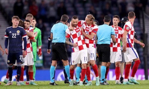Nakon povratka s Eura prekinuti pregovori s nezamjenjivim hrvatskim reprezentativcem; iz zasjede 'vrebaju' čak tri europska velikana
