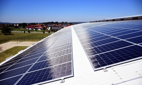 Vlada potiče investicije od 500 milijuna kuna u integrirane fotonaponske elektrane