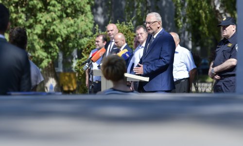 Božinović: Izlaz iz ove situacije je cijepljenje, nema drugog, to nije politička poruka, to je znanstveno utemeljeno