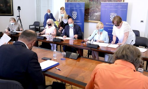 Saborski odbor za medije jednoglasno razriješio Kazimira Bačića, Renato Kunić postao vršitelj dužnosti