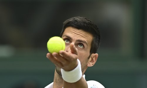 Novak Đoković izgleda nezaustavljivo! Na uvjerljiv način ušao je u svoje 10. polufinale Wimbledona te juri prema tituli 'najvećeg svih vremena'