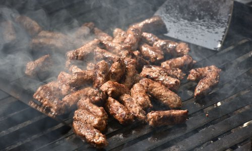 Zbog salmonele se povlače Purexovi ćevapi i mljeveno meso