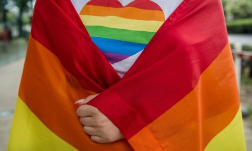 Mađarska knjižara kažnjena zbog dječje knjige o homoseksualnoj obitelji