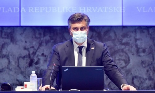 Plenković: Očito je da smo potaknuli određeni broj ljudi na cijepljenje. Jučer je prvu dozu primilo više od osam tisuća ljudi