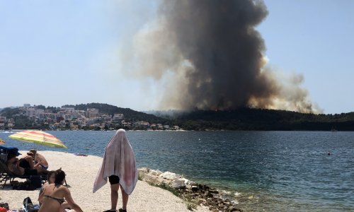 Lokaliziran požar na Čiovu