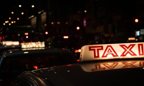 Taksist se potukao s turistima u Splitu, Nizozemka završila u bolnici