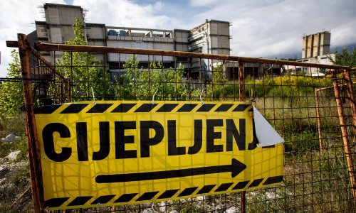 Navijače Hajduka pozvali na cijepljenje u posebnom terminu kako bi mogli na tribine, nitko nije došao; slab odaziv i na Zagrebačkom velesajmu