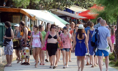 U Hrvatskoj skoro 700 tisuća turista: Kvarner na 80 posto od rekordne 2019.