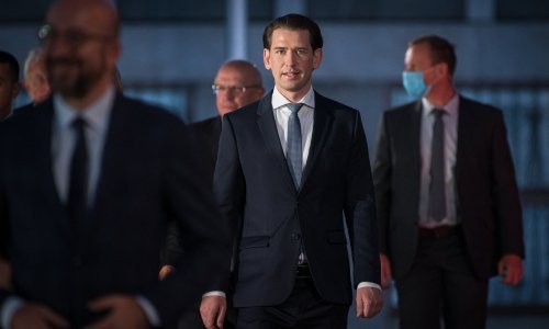 I Austrija mijenja korona smjer; Kurz želi osobnu odgovornost, a ne državne mjere: Možete se popeti na stijenu sa 140 kilograma, a da država ne stoji ispod i osigurava uže