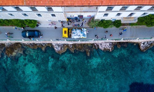 Jelsa Art Bijenale: Kad se male ruke slože, do svjetla se može!