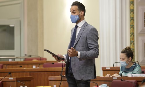 Marin Miletić Plenkoviću: Cjepivo nije sveti gral, prestanite dijeliti građane na razumne i nerazumne