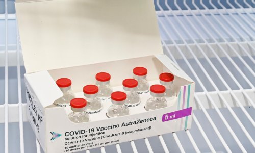 AstraZenecina prodaja cjepiva utrostručena u drugom tromjesečju