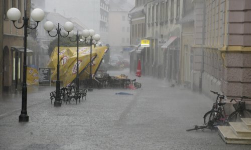 Važno upozorenje Civilne zaštite: Sutra crveno upozorenje za osječku regiju, opasno bi moglo biti svuda na kontinentu, moguće su bujične poplave i prekidi u opskrbi strujom