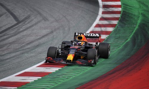 Strahuje li Max Verstappen od 140 tisuća fanova Lewisa Hamiltona? Nizozemski vozač brutalno je spustio Englezima i podsjetio ih na ono što ih sada najviše boli