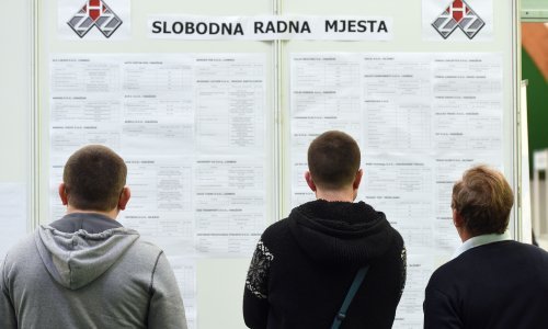 Čak 134 tisuće mladih u dobi od 20 do 34 godine se ne školuje i ne radi