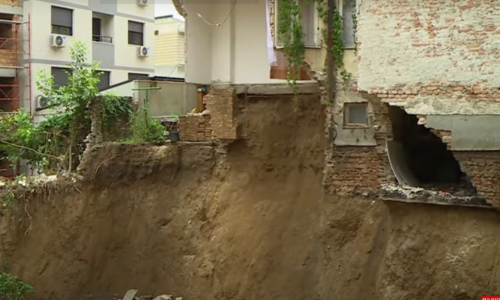 [VIDEO] U Beogradu se urušila stambena zgrada, samo pukim slučajem nema žrtava