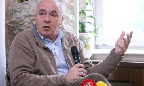 Puhovski o padu interesa za cijepljenje: Predsjednik radi viceve na račun bolesti, kad je došlo cjepivo za dječju paralizu nije ga se dovodilo u pitanje