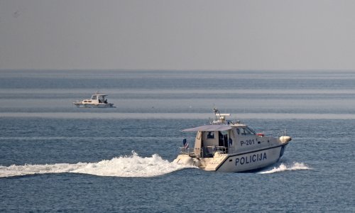 U moru kod Hvara pronađeno tijelo