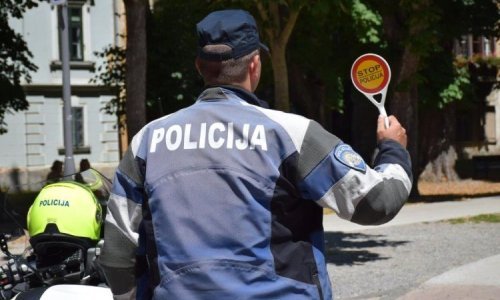 Muškarac uporno vozi iako je pod zabranom; sada je dobio 60 dana zatvora i dodatnu zabranu vožnje