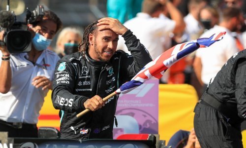 Lewis Hamilton stigao je do novih rekorda u Formuli 1, a tek jedna pobjeda ga dijeli od pothvata za koji su svi bili uvjereni da ga je nemoguće ostvariti