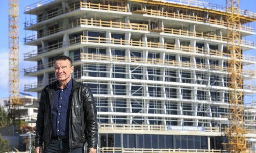 Raspliće se klupko uhićenja u Splitu: Pročelnik, referentice i arhitekti pali zbog sumnjive gradnje hotela na Žnjanu, stoji li iza svega poduzetnik Kotarac?