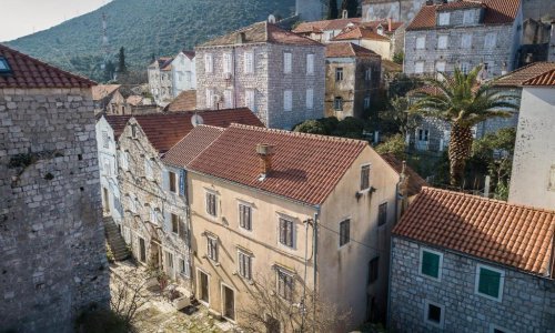 [FOTO] Ne morate čekati dovršetak Pelješkog mosta da biste uživali u luksuzu koji nudi taj poluotok. Pogledajte 10 apartmana koji su se najviše svidjeli gostima na Pelješcu