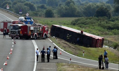 [FOTO/VIDEO] U slijetanju autobusa kod Slavonskog Broda deset poginulih, 44 zaprimljeno u bolnicu od toga 15 teško ozlijeđenih