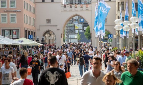Njemačka najavljuje ograničenja za necijepljene ako se zaraza ne obuzda