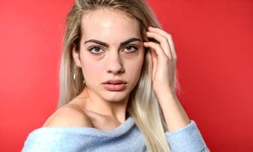 [FOTO] Nakon trotjednog boravka u bolnici javila se jedna od najperspektivnijih hrvatskih glumica Tara Thaller, a poslala je važnu poruku svima