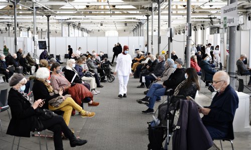 Danska nudi treću dozu cijepljenima dvama različitim cjepivima