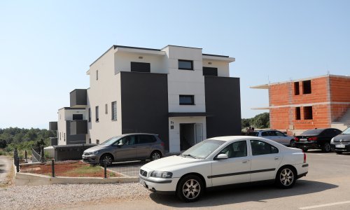 Žena u Krku umrla zbog trovanja alkoholom, Nijemac kazneno prijavljen