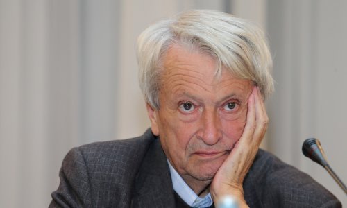 Nova književna nagrada u počast Predragu Matvejeviću