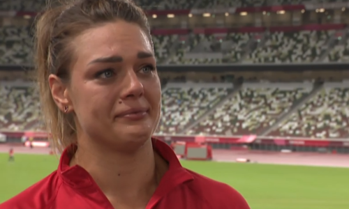 [FOTO] Sandra Perković grcala u suzama nakon što je doživjela šok i ostala bez medalje u Tokiju: Nešto mi je od početka govorilo da neće biti dobro...