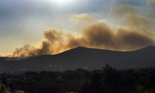 [VIDEO/FOTO] Treći dan traje borba s požarom kod Segeta Gornjeg: Vatrogascima ponovno pomažu zračne snage