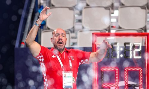 Nakon šokantnog poraza hrvatskih vaterpolista, koji su ostali bez polufinala i borbe za medalje, izbornik Tucak rekao je istinu te ono o čemu svi šute: To apsolutno nema nikakvog smisla!