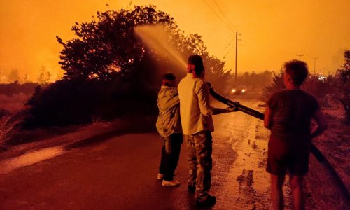 U Grčkoj i dalje bijesne požari, oko 150 ih je aktivno